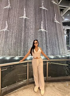 New ladyboy in Riyadh - Transsexual escort in Riyadh Photo 8 of 19