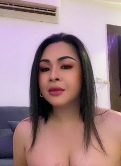 Professional massage and xxx - Acompañantes transexual in Dubai Photo 5 of 6