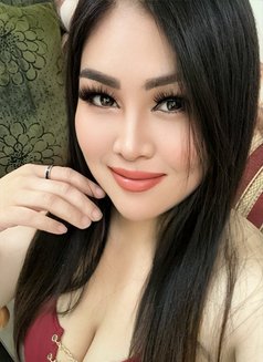 Professional Massage B2B Full Service - escort in Muscat Photo 2 of 9