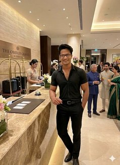 PROFESSIONAL MASSAGE EXPERT FOR WOMEN - masseur in Kolkata Photo 3 of 13