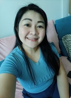 Ranee Thai aroma therapist. - masseuse in Al Manama Photo 1 of 16