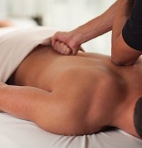 Professional Massage - masseuse in Abu Dhabi