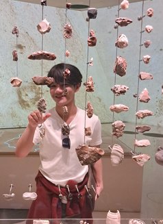 Professional massage - Acompañantes transexual in Muscat Photo 2 of 6