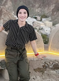 Professional massage - Acompañantes transexual in Muscat Photo 3 of 6