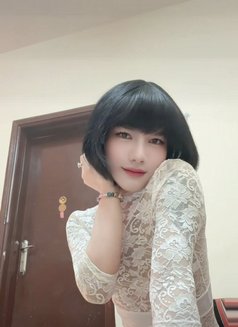 Professional massage - Transsexual escort in Muscat Photo 8 of 8