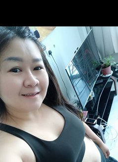 Professional massage therapist &prostate - Masajista in Al Manama Photo 20 of 30