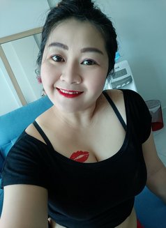 Professional massage therapist &prostate - masseuse in Al Manama Photo 1 of 30