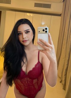 Professional massage Vvip Service - Transsexual escort in Al Manama Photo 2 of 21