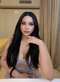 Professional massage Vvip Service - Transsexual escort in Al Manama Photo 9 of 21