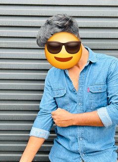 Professional Services - Male escort in Colombo Photo 3 of 8