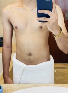 Professional Services - Male escort in Colombo Photo 7 of 8