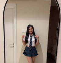 professional Tantra massage - escort in Dubai Photo 6 of 9