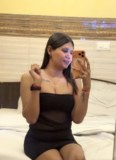 Professional transgirl - Acompañantes transexual in Gurgaon Photo 24 of 26