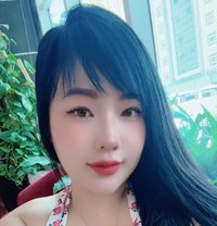 Professional with full service - escort in Al Manama Photo 8 of 8