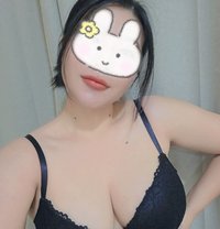 Professional with special service - escort in Muscat Photo 4 of 7