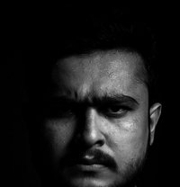 Professor - Acompañantes masculino in Lahore