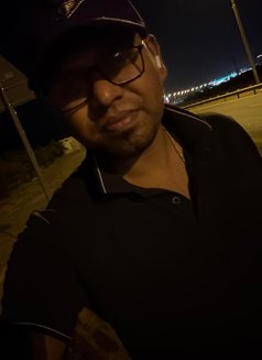 Pronoy - Male escort in Kolkata Photo 2 of 9