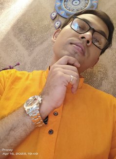 Pronoy - Male escort in Kolkata Photo 7 of 9