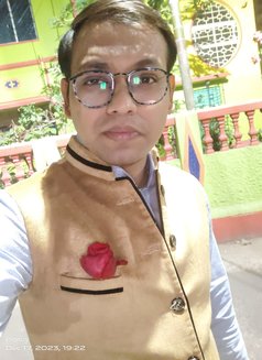 Pronoy - Male escort in Kolkata Photo 8 of 9
