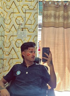 Prvt Orio - Acompañantes masculino in New Delhi Photo 9 of 14