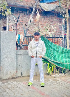 Prvt Orio - Acompañantes masculino in New Delhi Photo 14 of 14