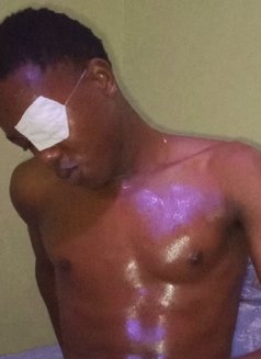 Psamm - Male escort in Nairobi Photo 2 of 3