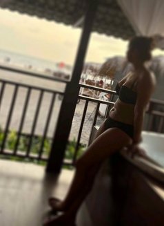 PUJA ,Ultimate pleasure Cam & meet - puta in Chennai Photo 1 of 5