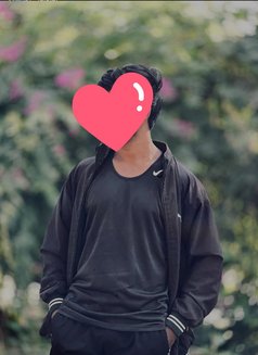 Ptatik819 - Acompañantes masculino in Pune Photo 1 of 2