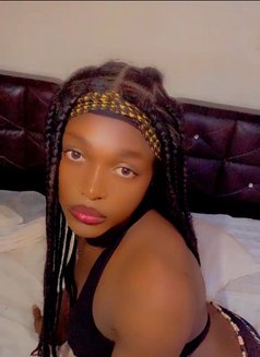 Puff to To - Acompañantes transexual in Abuja Photo 5 of 7