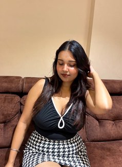 ꧁♧🦋༻ Puja a Sexy and Beautiful ༻♧☆꧂ - puta in Candolim, Goa Photo 2 of 2