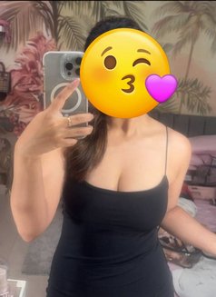 Puja(independent) Cam & Meeting - escort in Ahmedabad Photo 1 of 4