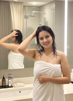 Puja - escort in Bangalore Photo 1 of 2