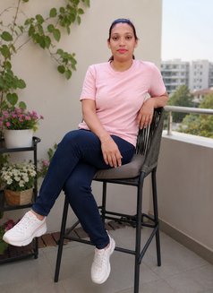 Puja Cam Show And Real Meet Available - puta in Bangalore Photo 1 of 5
