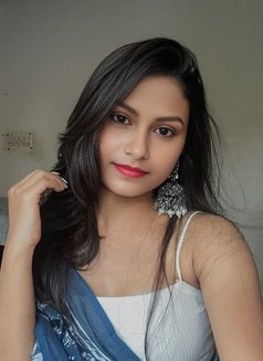 Puja - escort in Pune Photo 1 of 2
