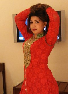 Puja - escort in Al Juffair Photo 4 of 5