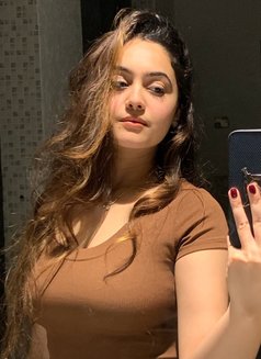 Puja Kumari - escort in Candolim, Goa Photo 2 of 2