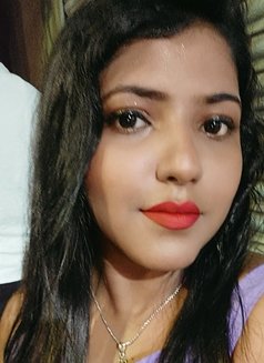 Puja Singh independent out call availabl - escort in Kolkata Photo 11 of 18