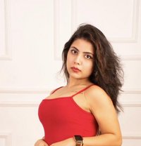 Puja Singh - puta in Pune