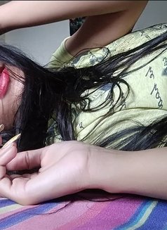 Puja Singh - puta in Pune Photo 1 of 6