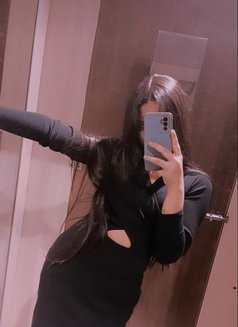 Puja Sinha - escort in Kolkata Photo 1 of 3