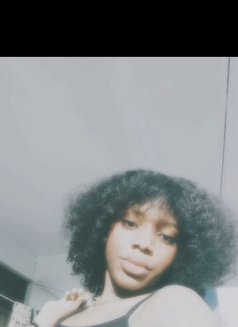 Puji - Transsexual escort in Nairobi Photo 1 of 5