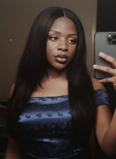 Puji - Transsexual escort in Mombasa Photo 10 of 10