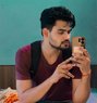 Pulkit Yadav - Acompañantes masculino in New Delhi Photo 1 of 6