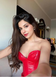 Punam - escort in Mumbai Photo 1 of 4