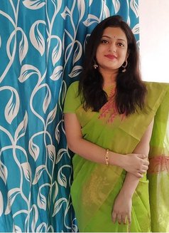 Punam Escorts Service in Vizag - escort in Visakhapatnam Photo 1 of 1