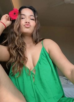 Punam Sharma - Male escort in Hyderabad Photo 3 of 3