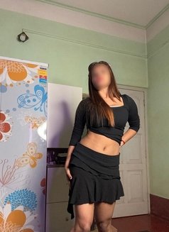 Im divya 🦋( Cam and meet session ) - puta in Hyderabad Photo 1 of 2