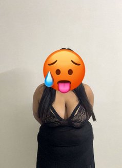 Pune Real Meet - escort in Pune Photo 1 of 3