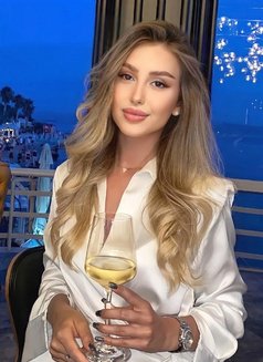 Pune Top Class Russian Genuine Models - Agencia de putas in Pune Photo 1 of 11