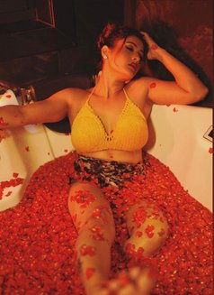 Pune Top Profile Availabl in Star Hotels - escort in Pune Photo 1 of 11